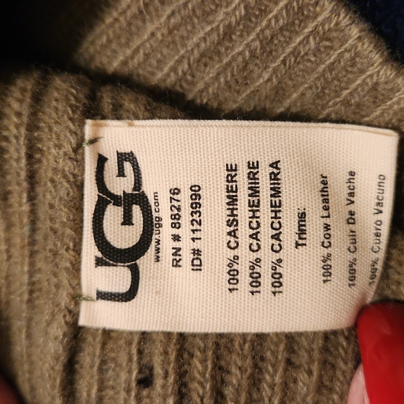 Brand new unisex UGG skull cap - Picture 3 of 4